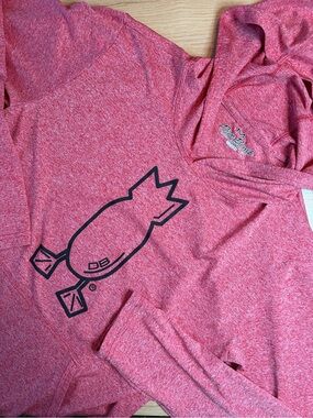 Dive Bomb Industries Red Heather Graphic Lightweight Sun Hoodie Mens Medium